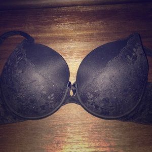 Victoria’s Secret Body by Victoria Bra